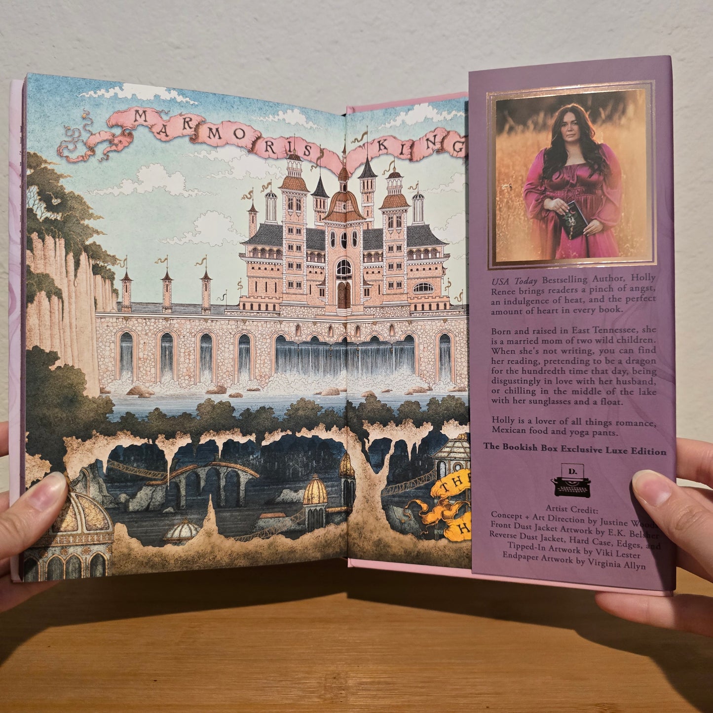 The Veiled Kingdom by Holly Renee (Exclusive Darkly Edition)