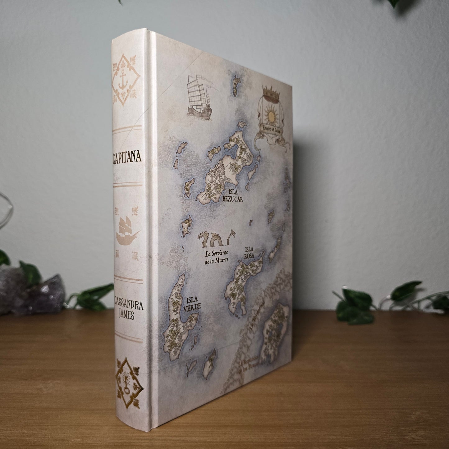 ⚓ Capitana by Cassandra James – Illumicrate Exclusive Edition
