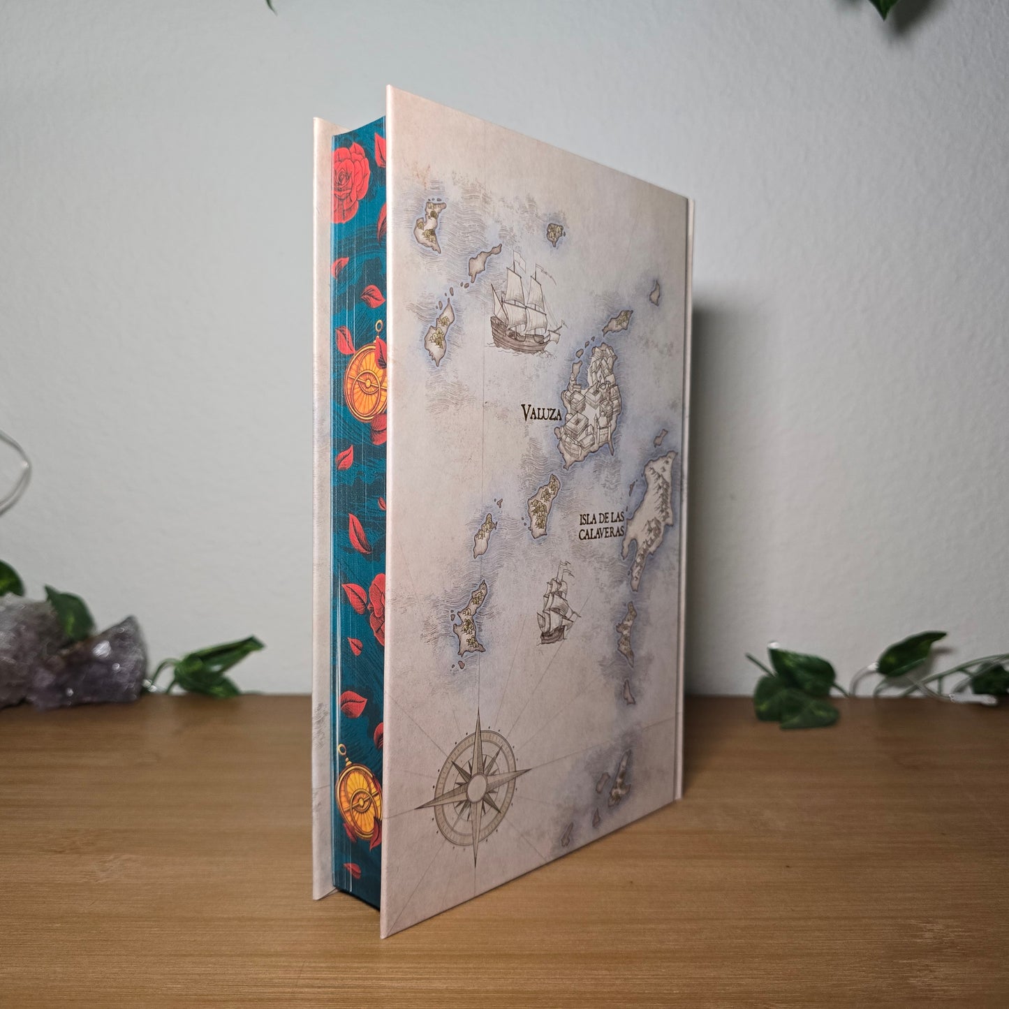 ⚓ Capitana by Cassandra James – Illumicrate Exclusive Edition