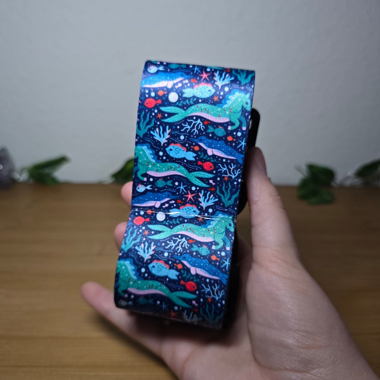 🌊 In The Depths Luggage Bands – Illumicrate Exclusive - EnchantedBindings