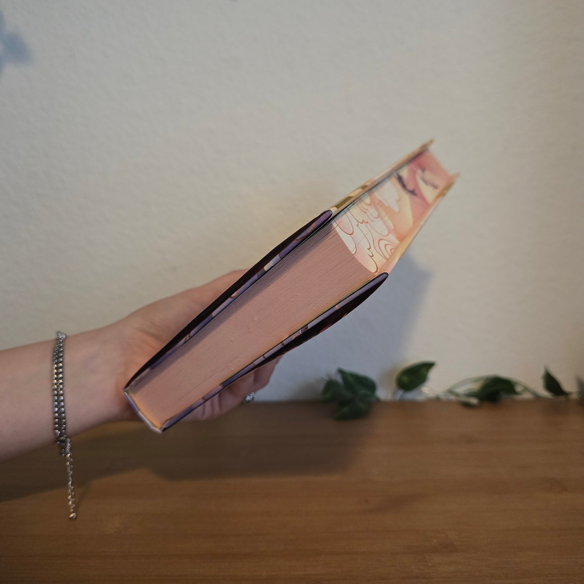 The Floating World by Axie Oh – FairyLoot Exclusive Edition - EnchantedBindings