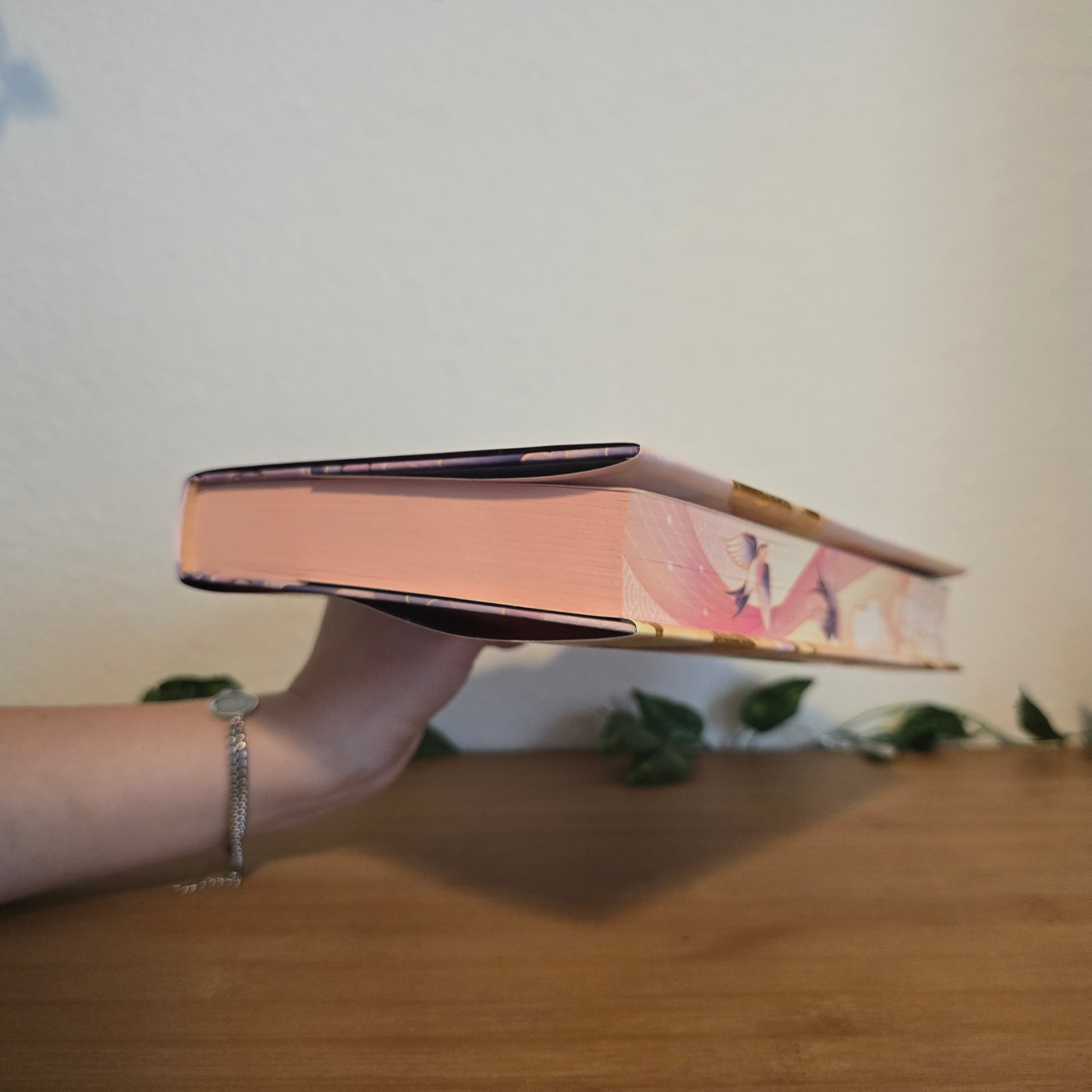 The Floating World by Axie Oh – FairyLoot Exclusive Edition - EnchantedBindings