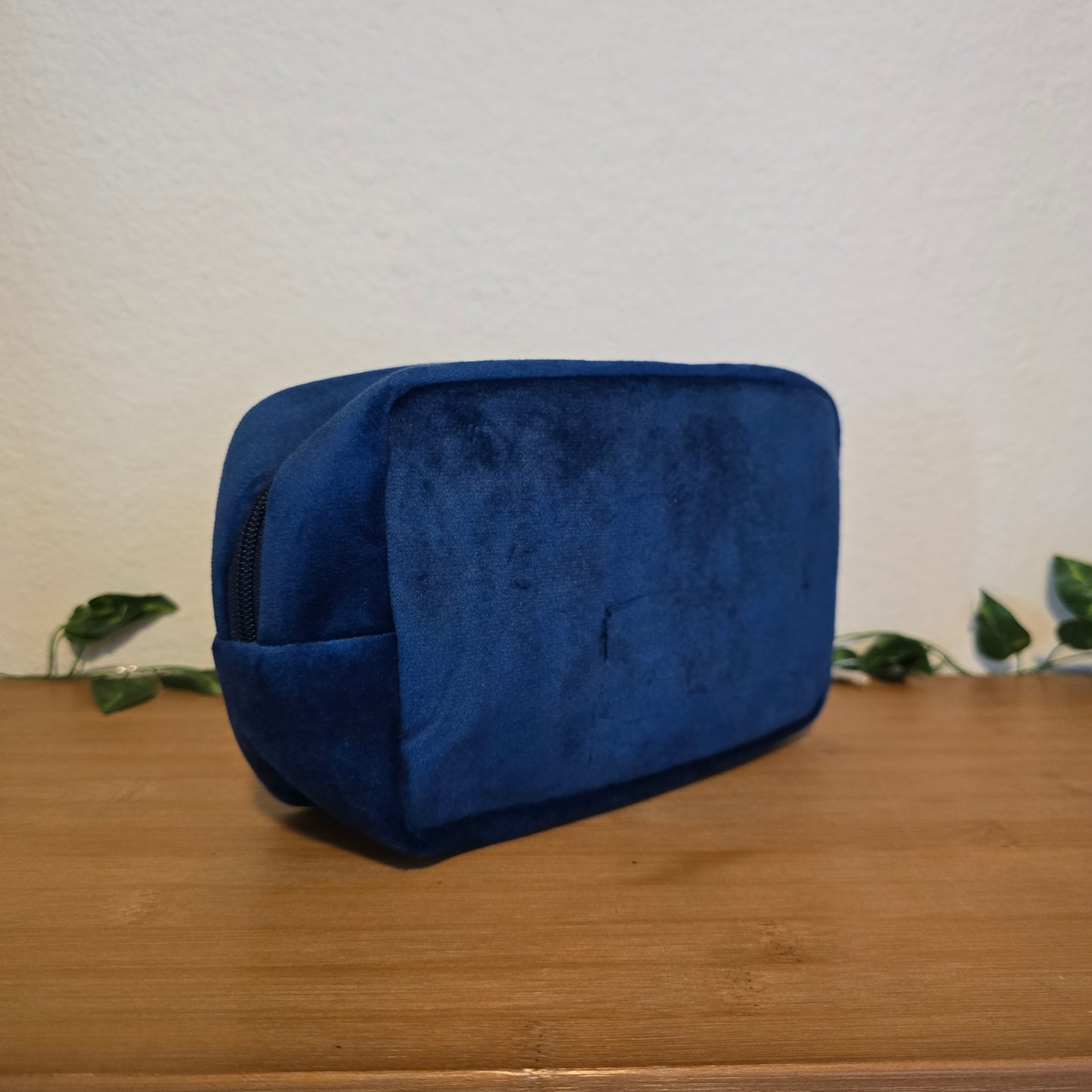 The Heart of Time Embroidered Pouch – Illumicrate Exclusive - EnchantedBindings