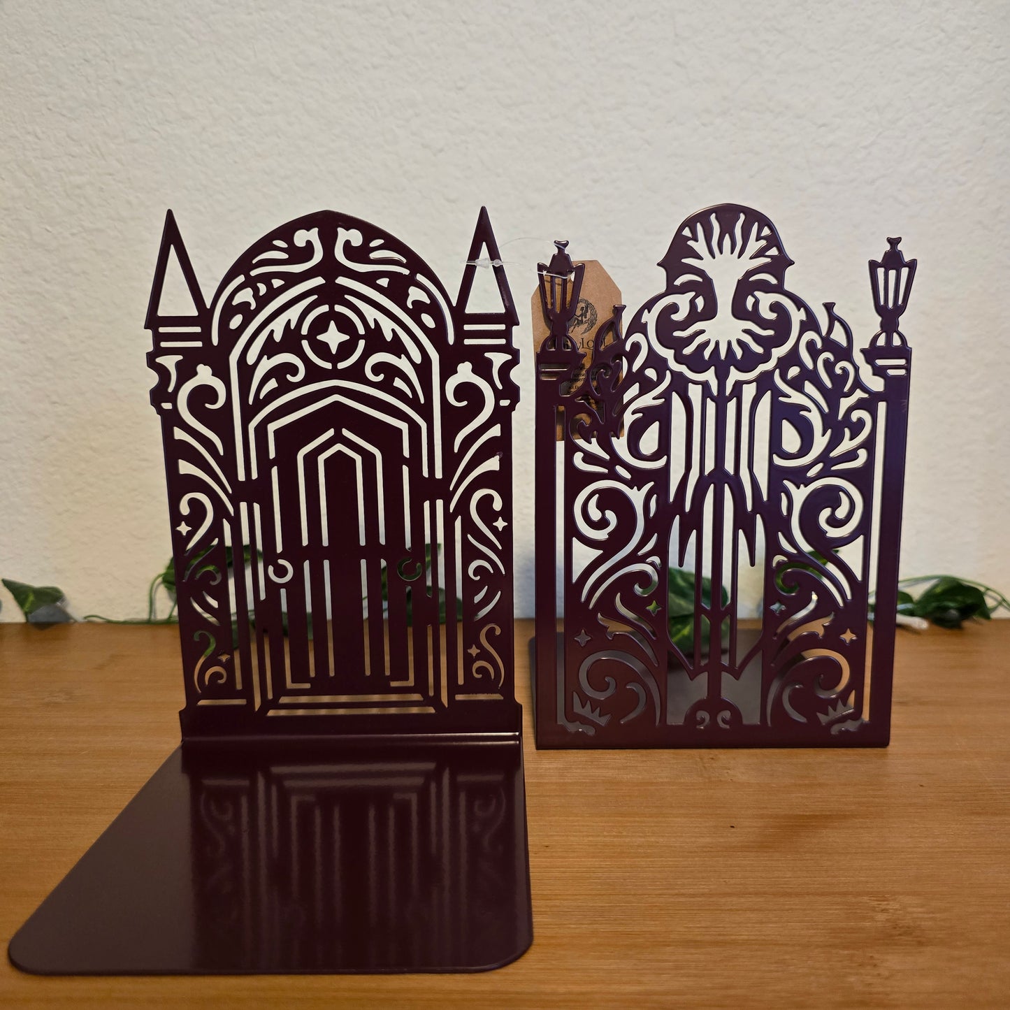 BW Academy Bookends – FairyLoot Exclusive - EnchantedBindings
