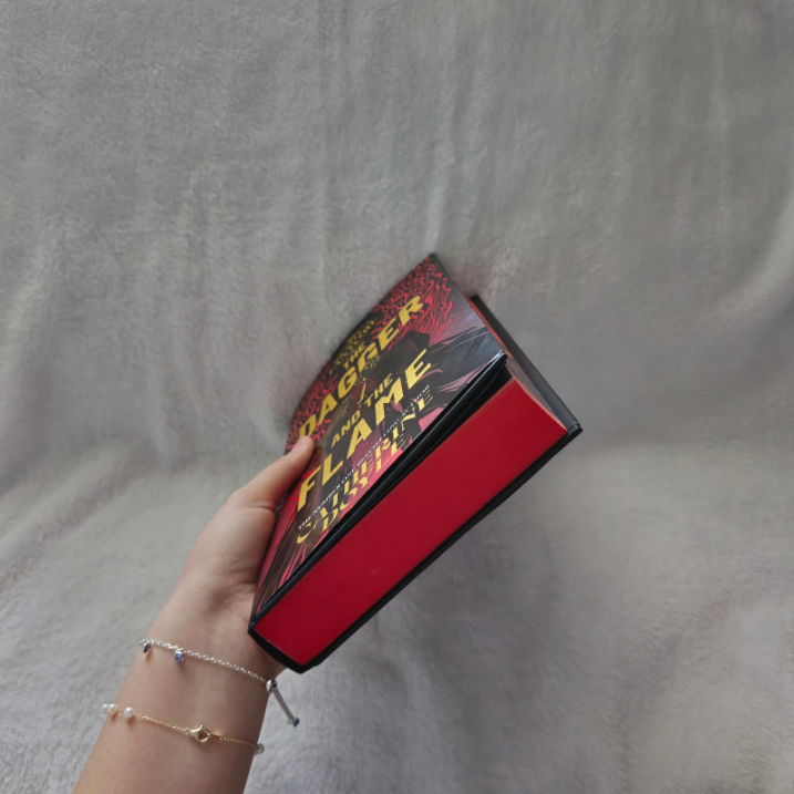 The Dagger and the Flame by Catherine Doyle (Exclusive FairyLoot Edition)